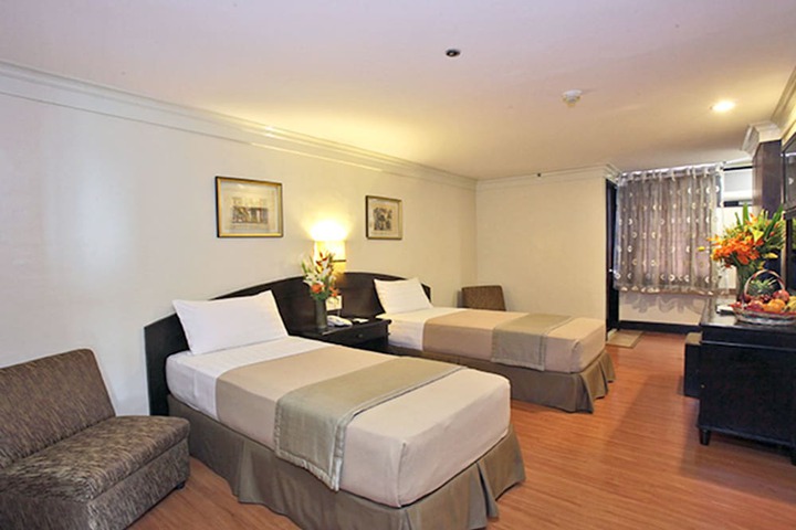 Room 17 of 56