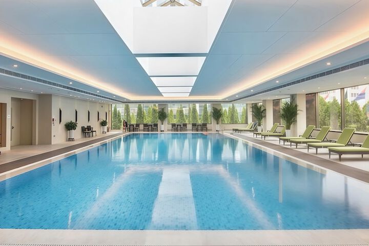 Hotel with Pool