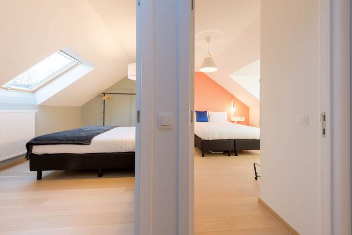 Room 2 of 14