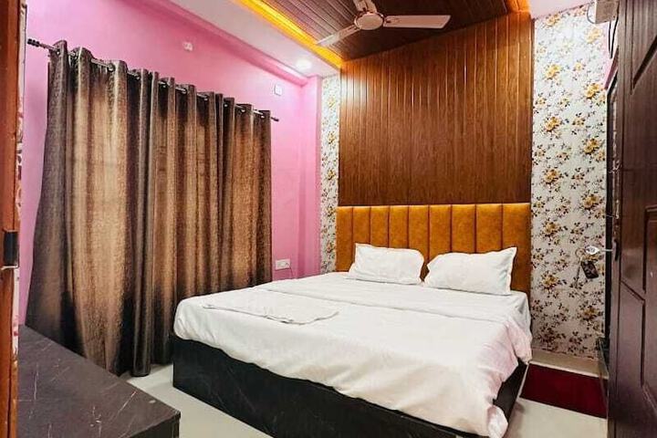 Room 20 of 46
