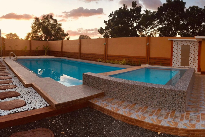 Pool 8 of 13