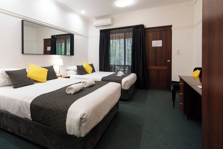 Room 20 of 84