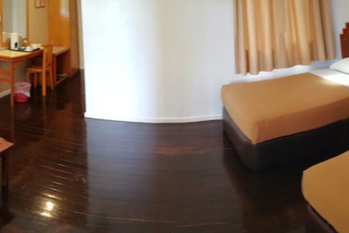 Room 12 of 58
