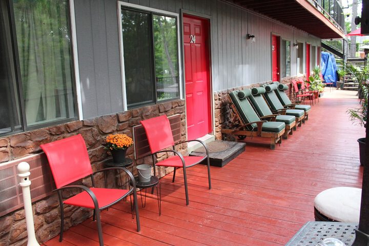 Hotel 205 of 219