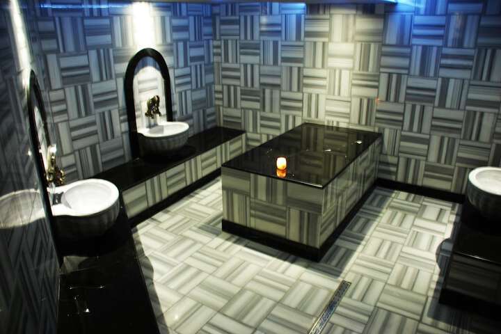Room 50 of 75