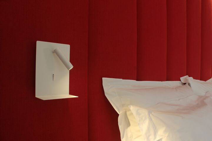 Room 4 of 24