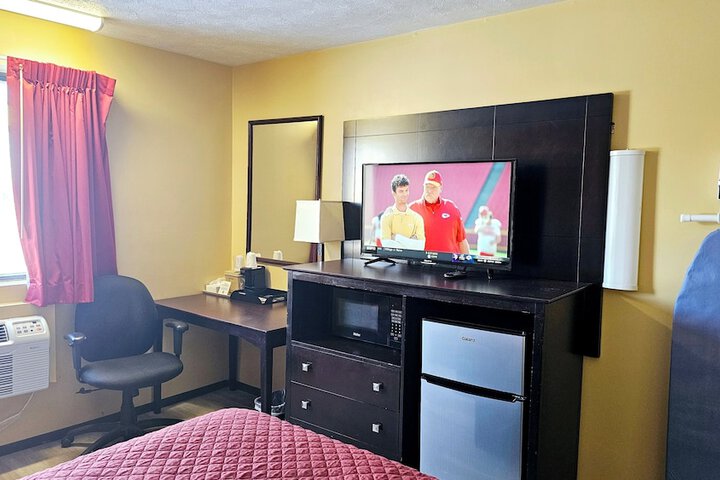 Comfort Single Room 2 Queen Beds (7 of 7)