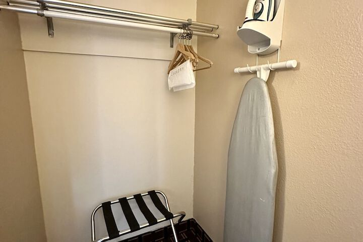 Room 12 of 49