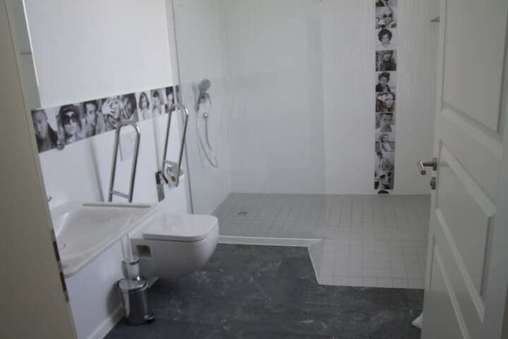 Room 55 of 63