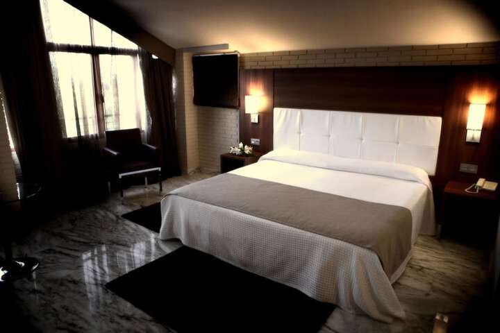Room 10 of 54