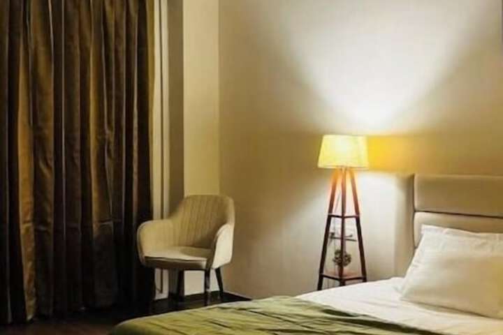 Room 34 of 54