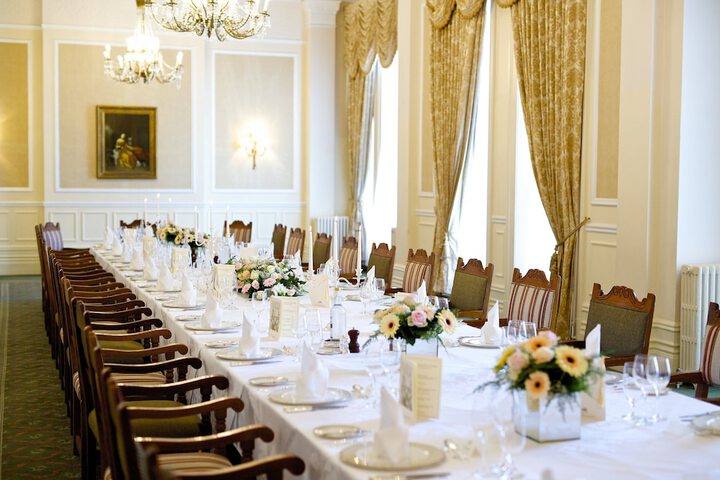 Ballroom/Hall 70 of 84