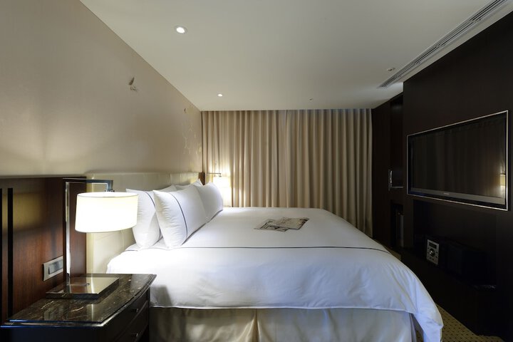 Room 18 of 41
