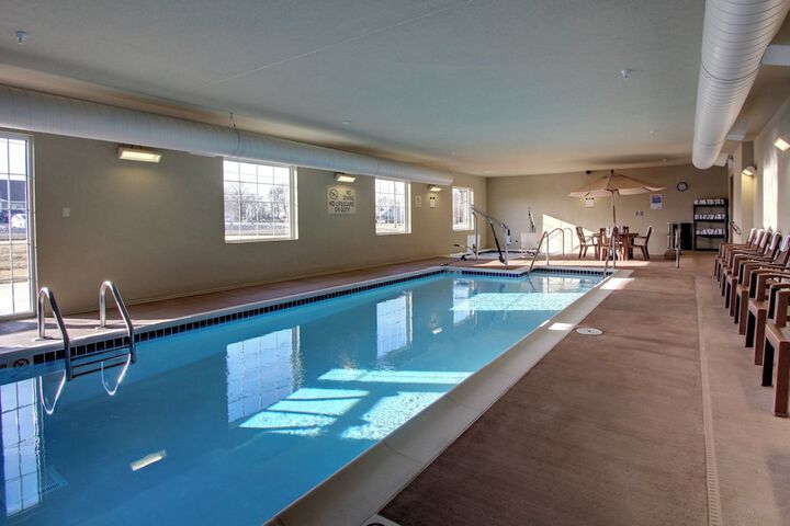 Hotel Pool
