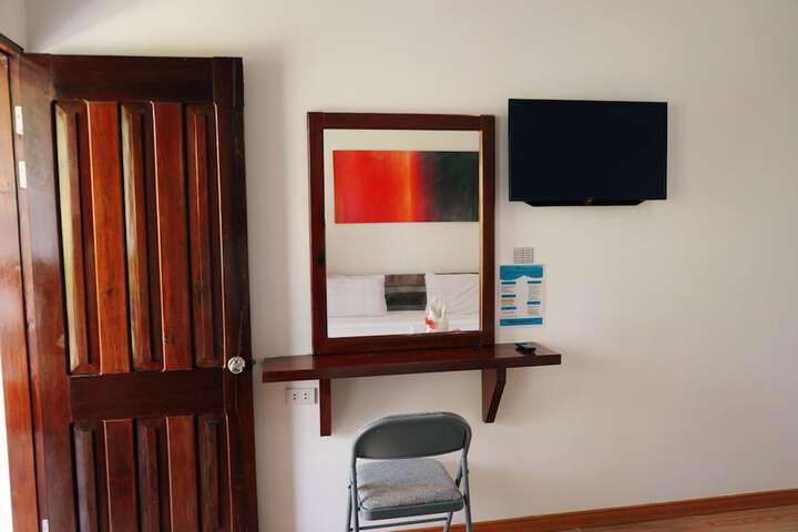 Room 28 of 92