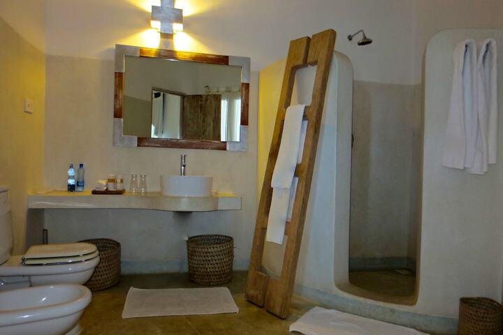 Room 17 of 51