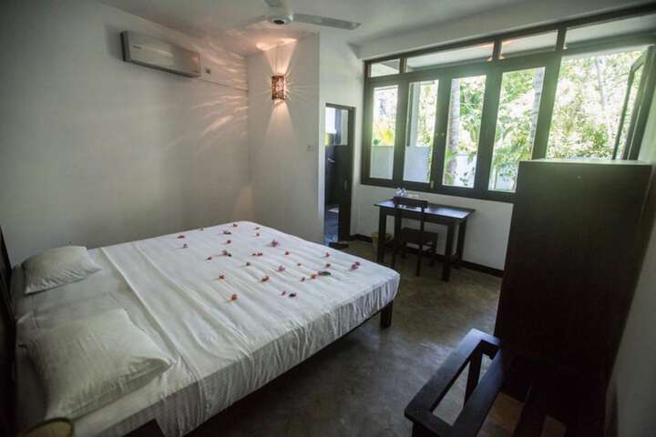 Room 3 of 23