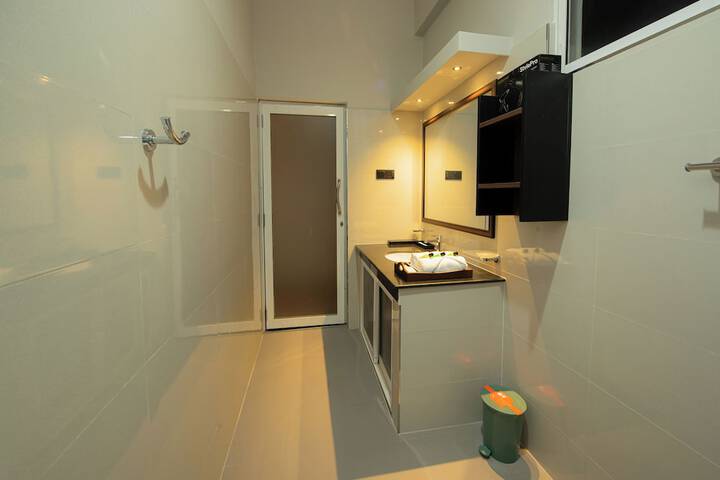 Room 126 of 174