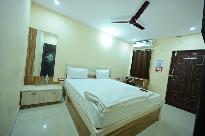 Room 46 of 63