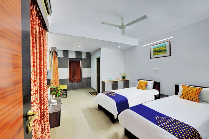 Room 4 of 21