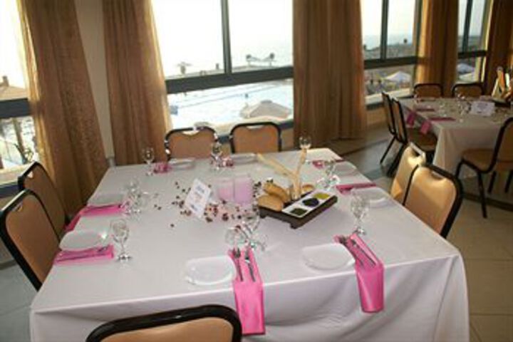 Ballroom/Hall 5 of 26