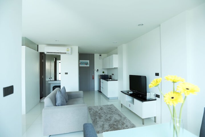 Room 6 of 29