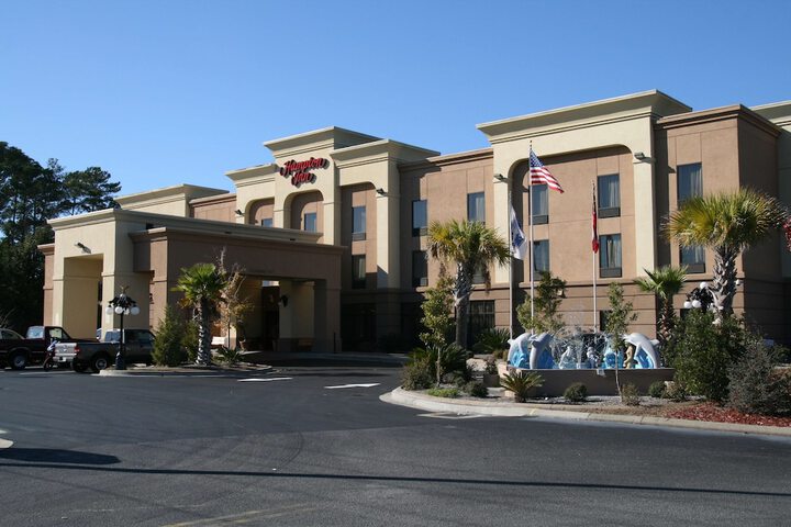 hilton hotels in hinesville ga