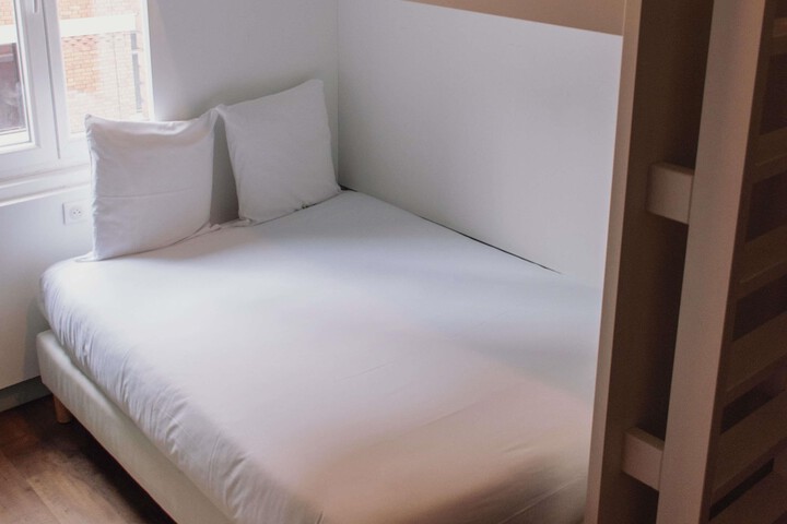 Hotel 64 of 65
