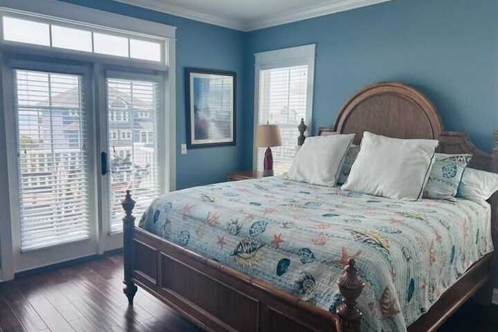 Room 20 of 76