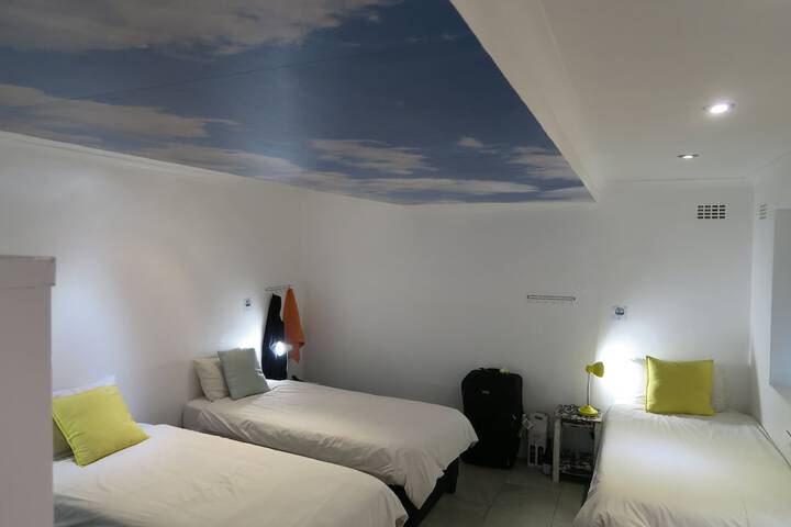 Room 16 of 113