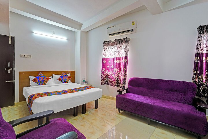 Room 13 of 31