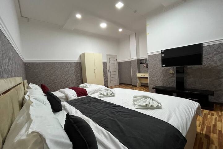 Room 21 of 44
