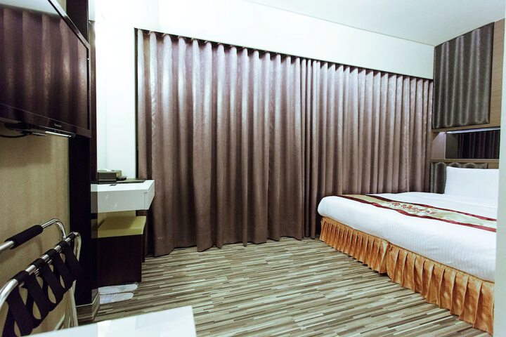 Room 19 of 56