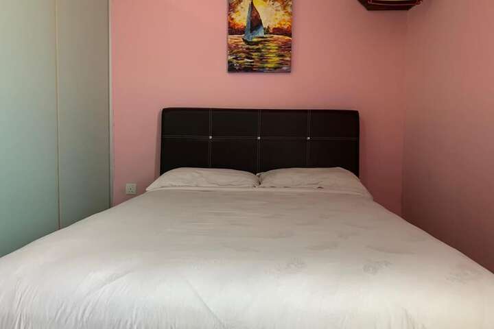 Room 3 of 12