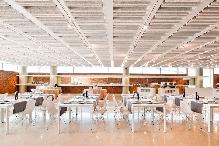Food court