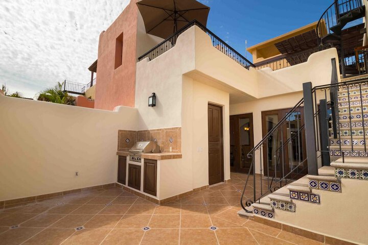 Terrace/Patio 11 of 24