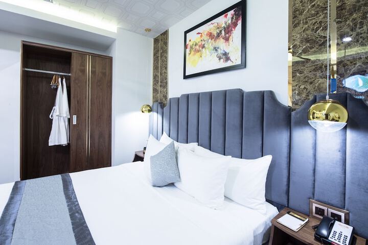 Room 50 of 121