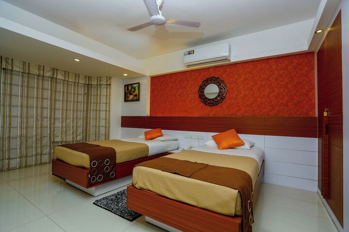 Room 3 of 6