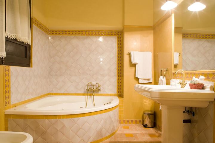 Room 25 of 45