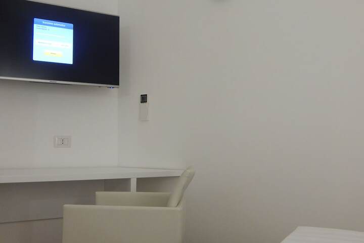 Room 13 of 91
