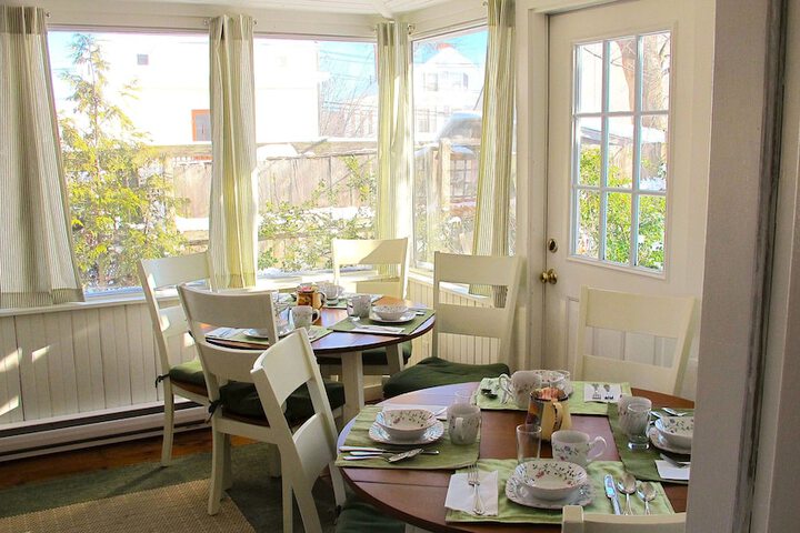 Breakfast/Coffee Service 63 of 115