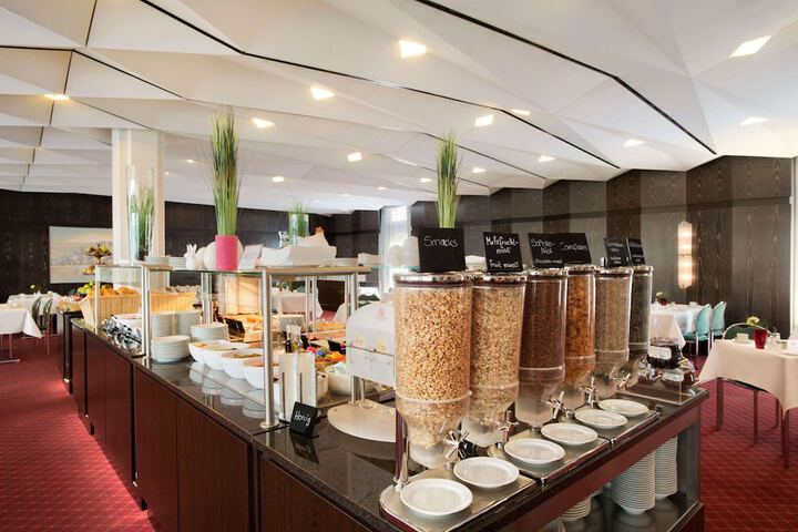 Breakfast/Coffee Service 15 of 22