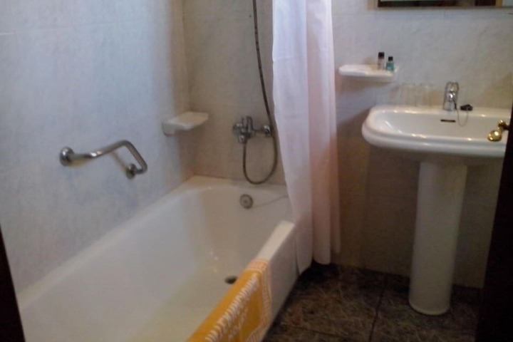 Room 17 of 24