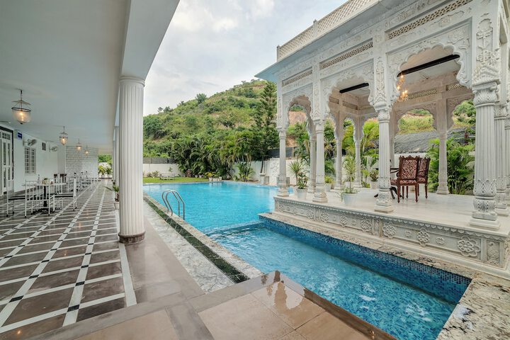 Pool 46 of 74