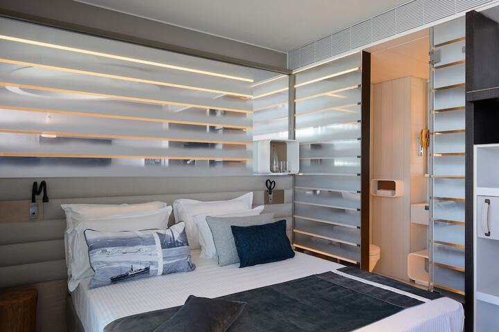 Room 13 of 58