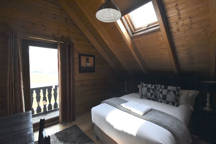 Room 47 of 150