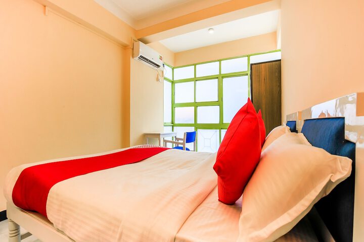 Room 20 of 28
