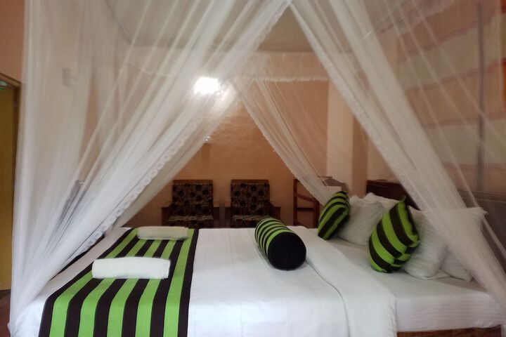 Room 29 of 108