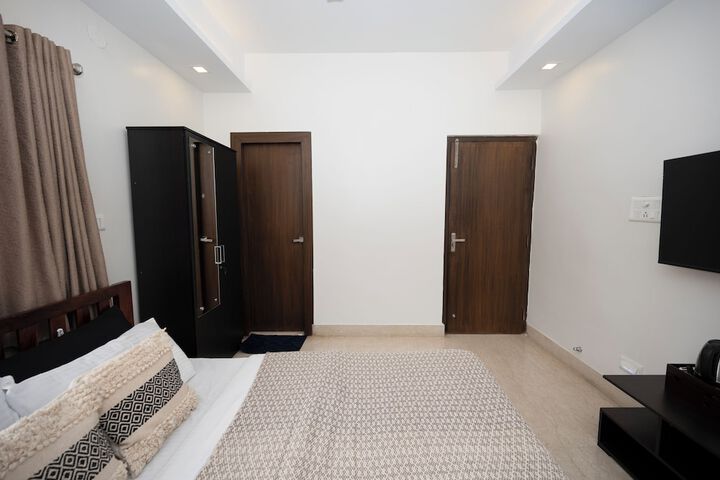 Room 47 of 118