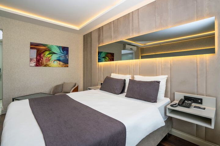 Room 36 of 63